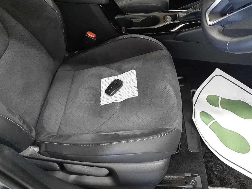2025 Toyota Corolla Touring アクティブスポーツ auction photo 10