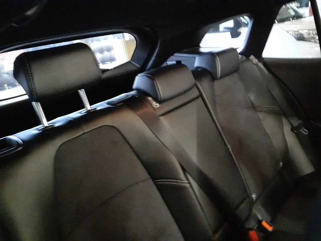 2025 Toyota Corolla Touring アクティブスポーツ auction photo 11