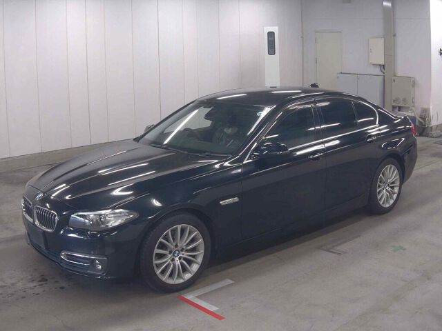 2015 BMW 5 Series 523I Luxury auction photo 4