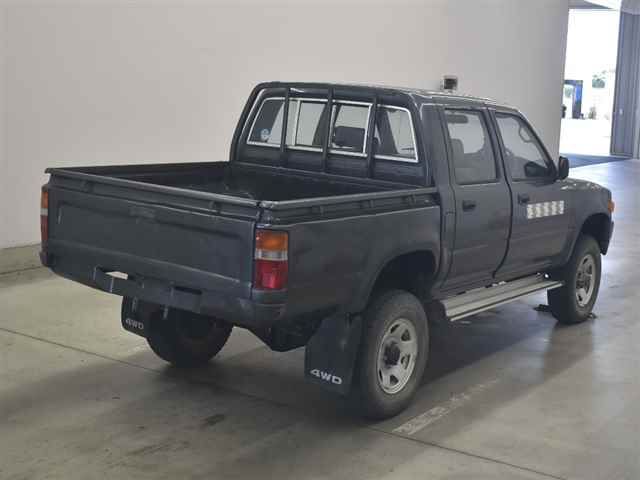1992 Toyota ハイラックストラック4D 4WD auction photo 5