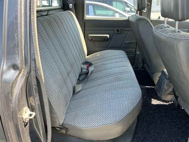 1992 Toyota ハイラックストラック4D 4WD auction photo 7