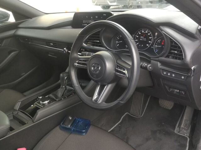 2021 Mazda 3ファストバック 15Sツーリング auction photo 3