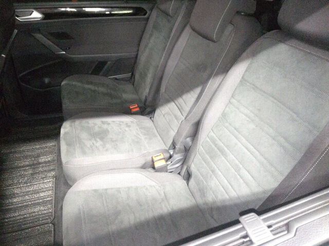 2025 Volkswagen ゴルフトゥーラン TSI Highline auction photo 6