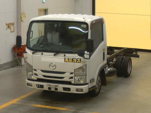 Japan Auction Vehicles 10 2016 Mazda タイタン chassis auction photo