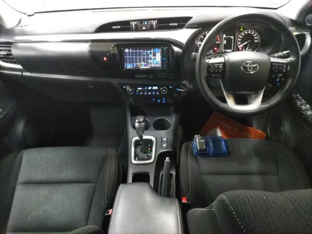 2021 Toyota Hilux Z 4WD auction photo 3