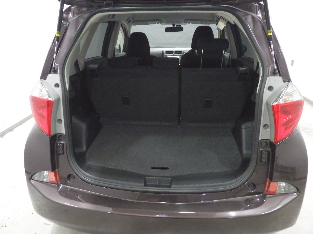 2014 Toyota Ractis G auction photo 8