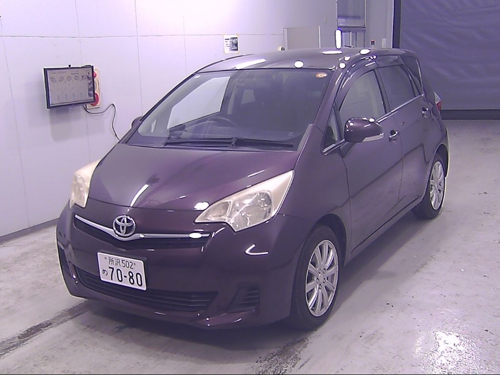 2014 Toyota Ractis G auction photo 4