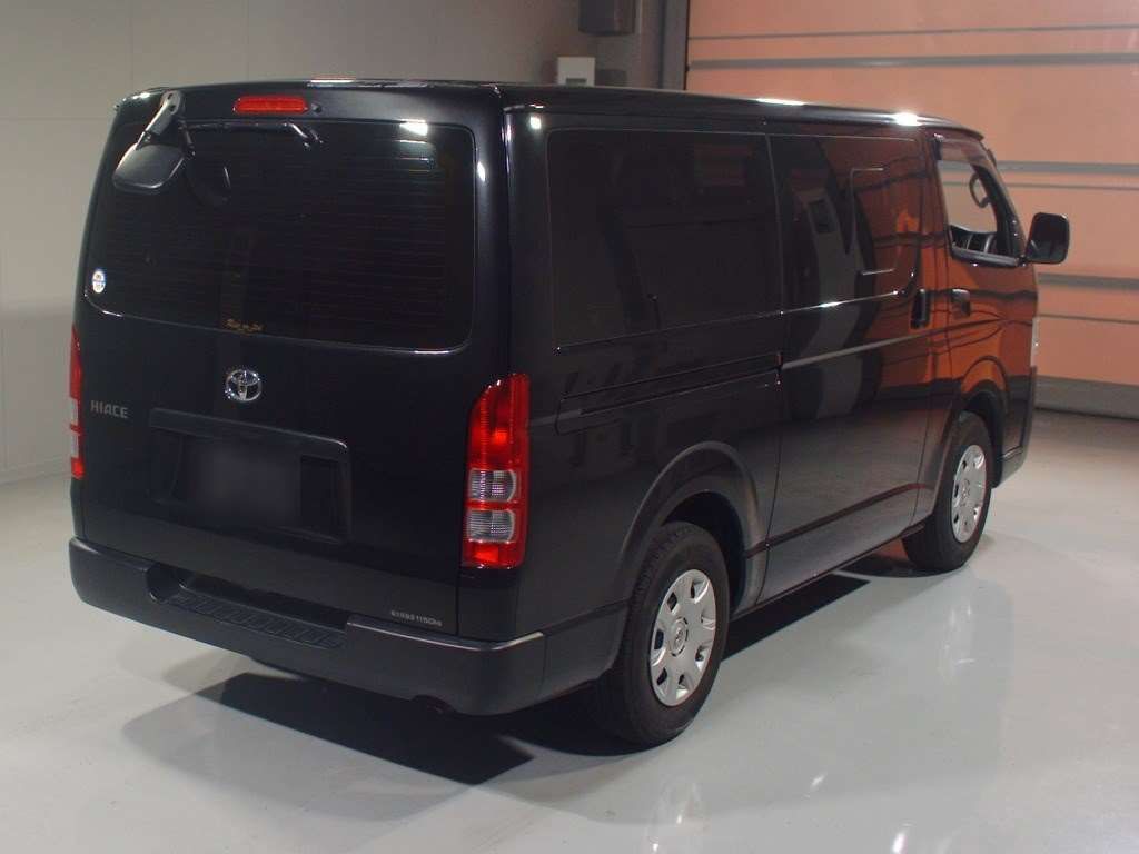 2021 Toyota Hiace Long DX auction photo 2