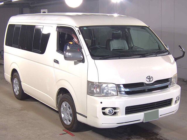 2007 Toyota Hiace GL 4WD Japan auction vehicle