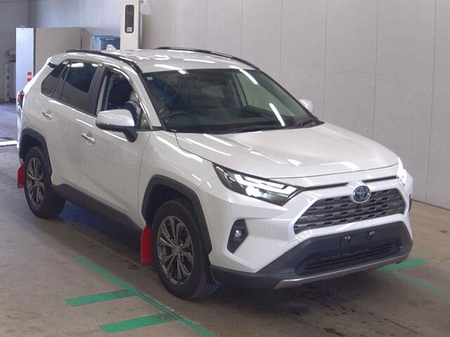 Japan Auction Vehicles 8 2024 Toyota RAV4 Hybrid G 4WD auction photo