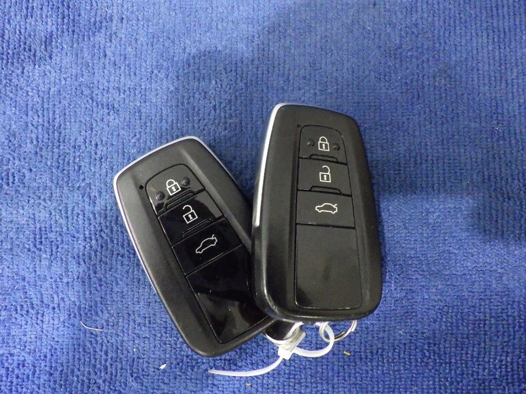 2019 Toyota カムリ SED ハイブリッドX auction photo 12