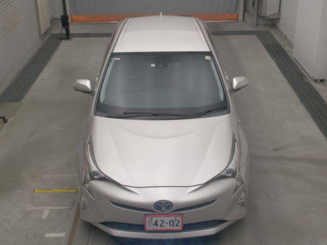 2016 Toyota Prius S auction photo 6