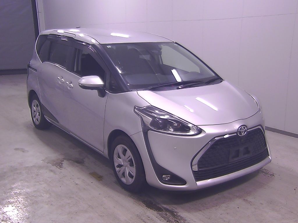 2020 Toyota Sienta Fanbase G Japan auction vehicle