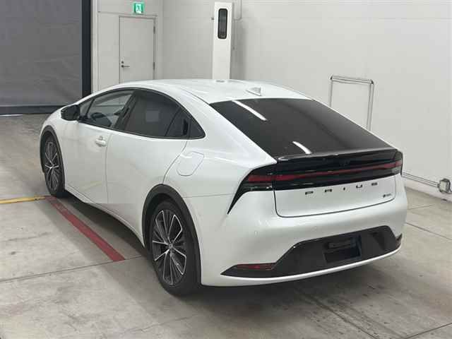 2025 Toyota Prius Z auction photo 2