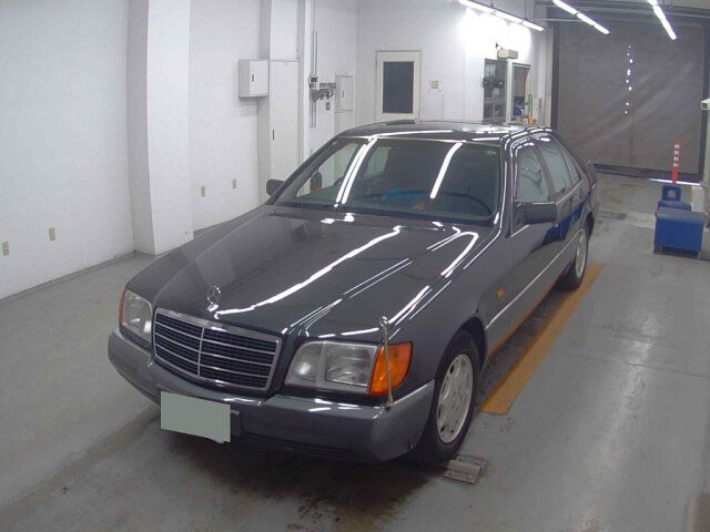1993 Mercedes-Benz S-Class 300SE auction photo 4