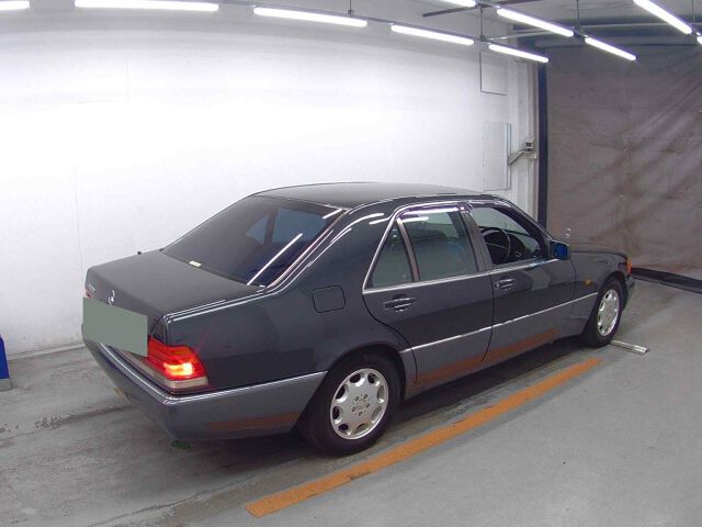 1993 Mercedes-Benz S-Class 300SE auction photo 5
