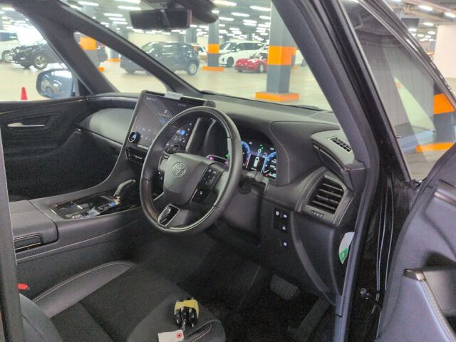 2025 Toyota Vellfire Z Premier 4WD auction photo 3
