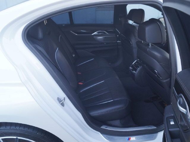 2021 BMW 7 Series 745E M Sport Edition auction photo 4