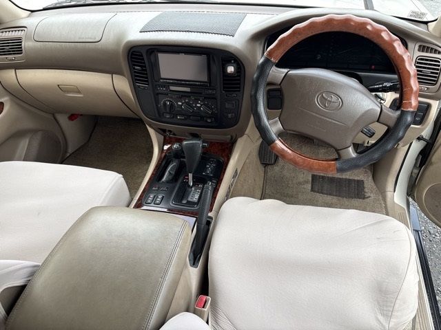 1998 Toyota Land Cruiser V8 auction photo 4