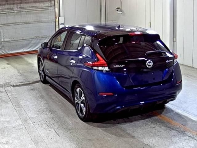 2019 Nissan Leaf X Vセレクション auction photo 2