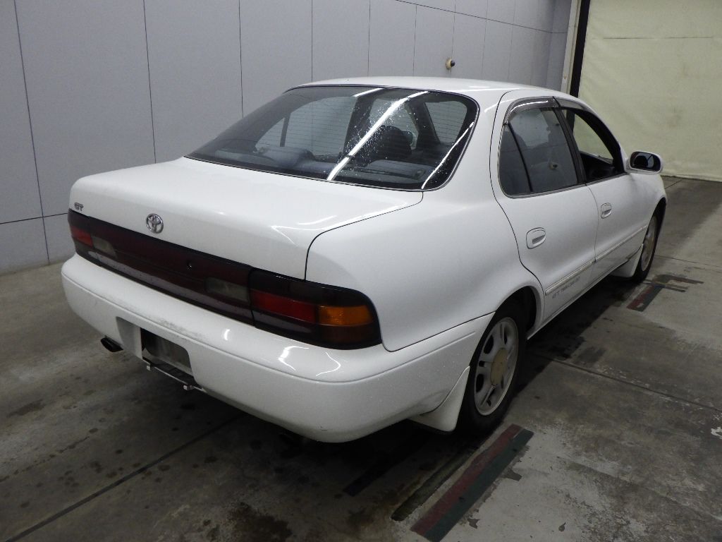1992 Toyota スプリンター SED auction photo 2