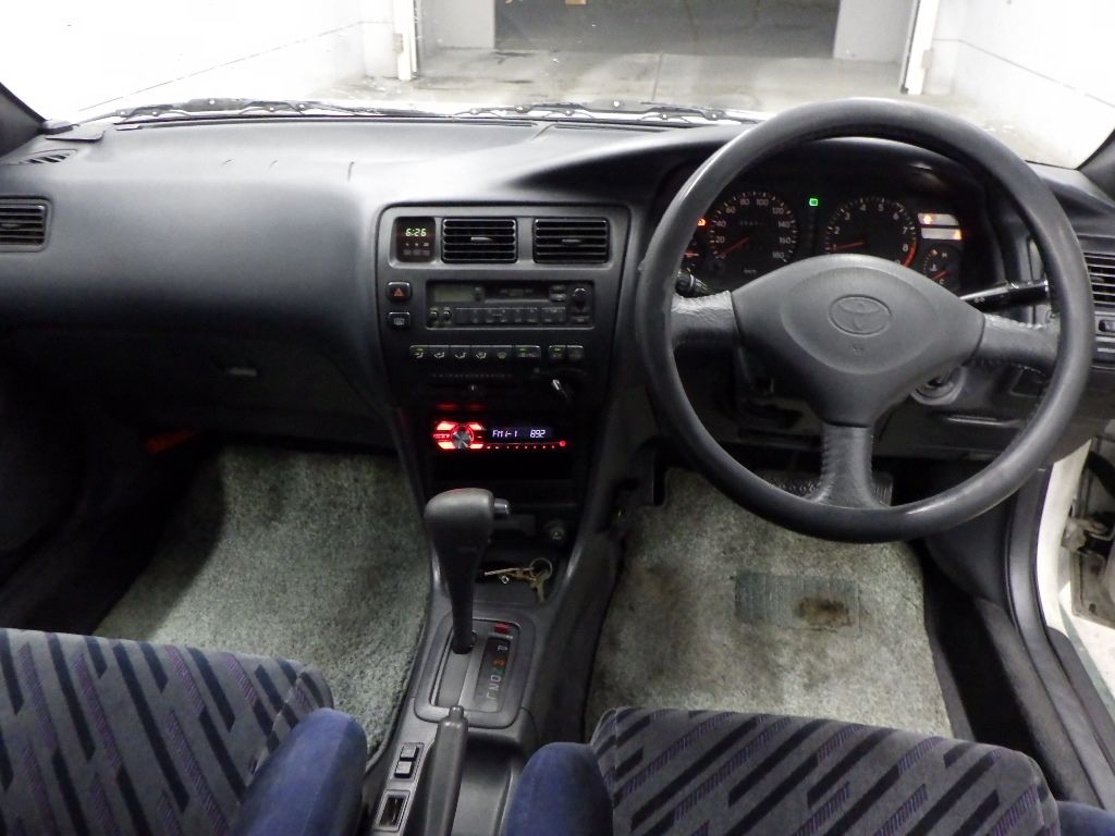 1992 Toyota スプリンター SED auction photo 3