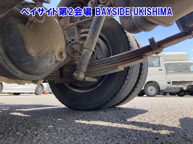 2008 Isuzu Elf dump auction photo 11