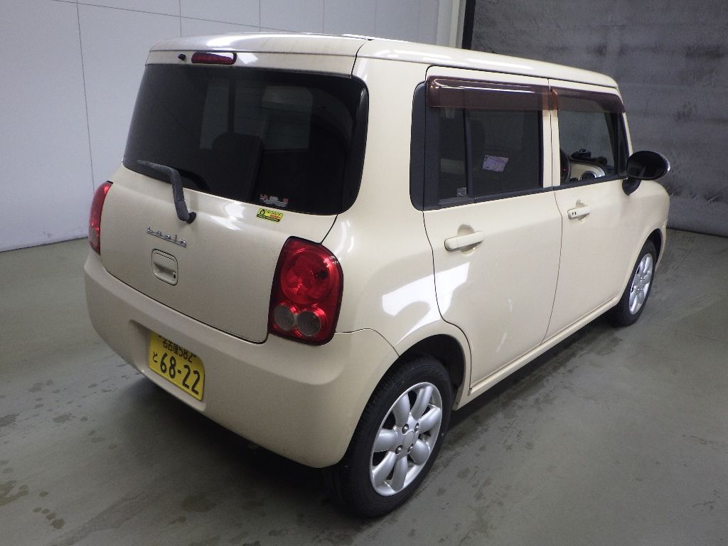 2010 Suzuki Alto Lapin X auction photo 2