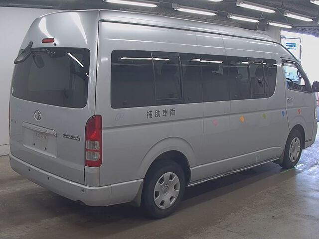 2007 Toyota Hiace グランドキャビン auction photo 5