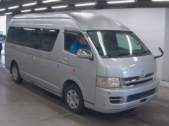 Japan Auction Vehicles 8 2007 Toyota Hiace グランドキャビン auction photo