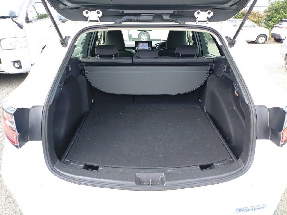 2021 Toyota カローラ ツーリング auction photo 8