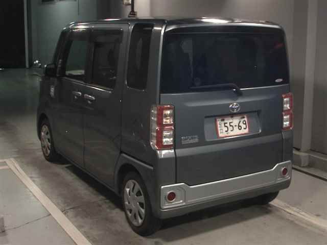 2015 Toyota ピクシスメガ L auction photo 2