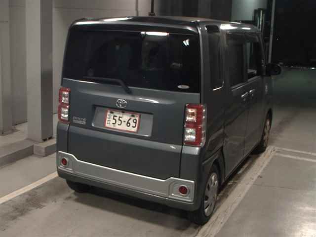 2015 Toyota ピクシスメガ L auction photo 5