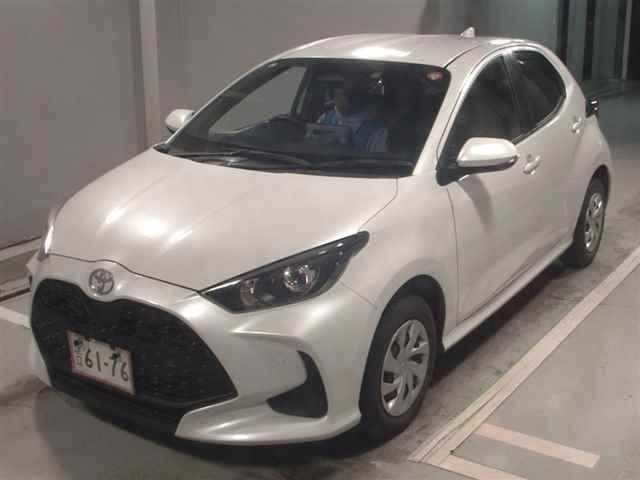 2024 Toyota Yaris 4WD X auction photo 4