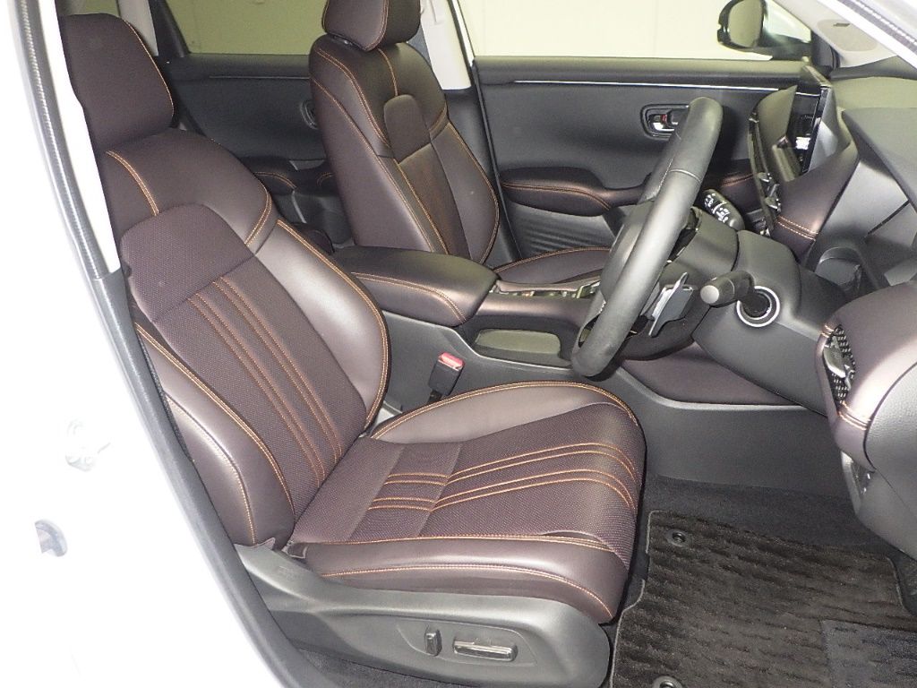 2023 Honda ZR-V e:HEV Z auction photo 6
