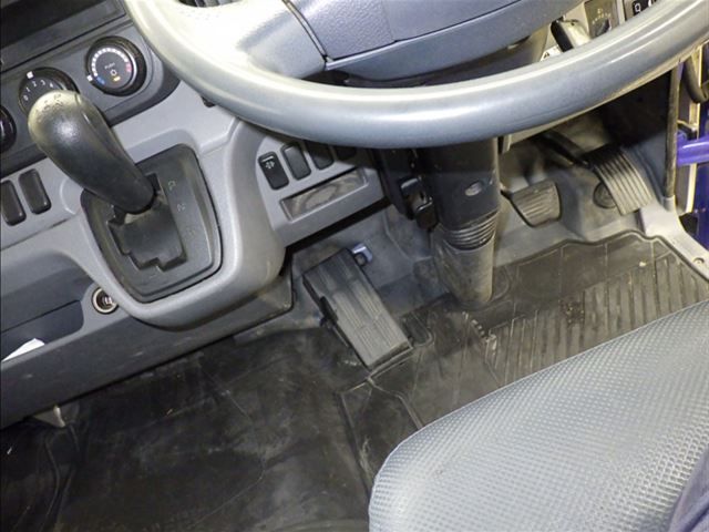 2016 Mitsubishi Fuso Canter Double cab auction photo 7
