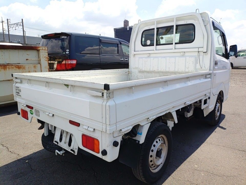 2020 Nissan NT100 クリッパー auction photo 2