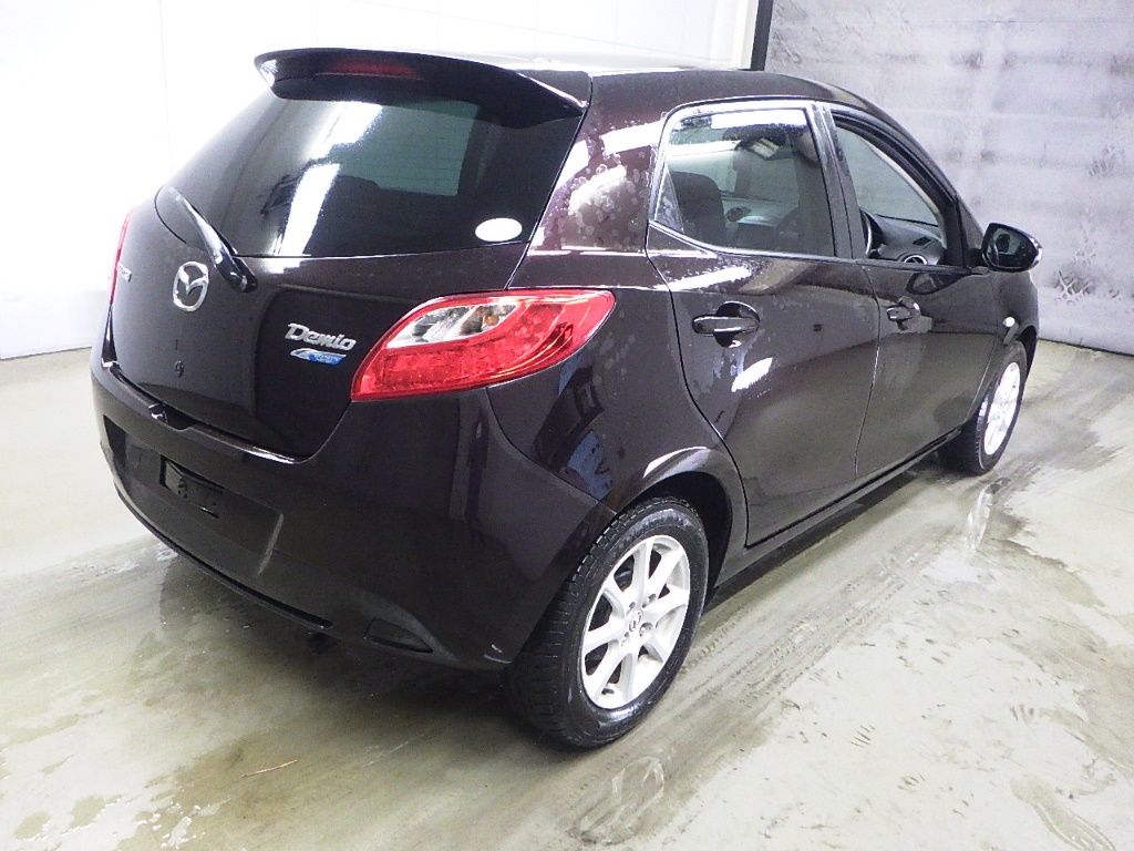 2011 Mazda Demio 13スカイアクティブ auction photo 2