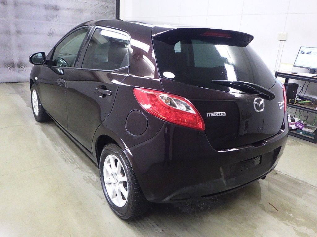 2011 Mazda Demio 13スカイアクティブ auction photo 5