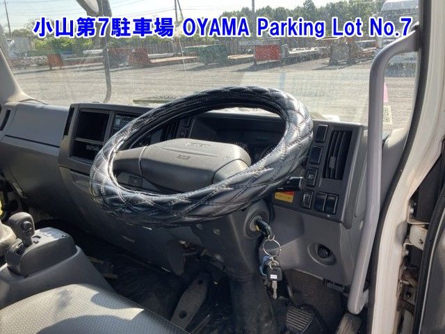 2010 Isuzu Forward ヒラ.クレーン auction photo 4