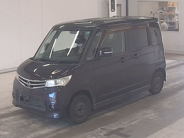 2010 Nissan Roox ハイウェイスター auction photo 4