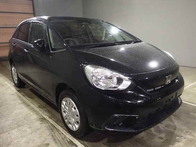 2022 Honda Fit 4WD Basic auction photo 3