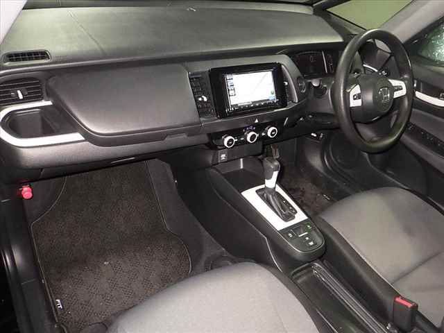 2022 Honda Fit 4WD Basic auction photo 5