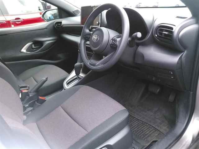 2024 Toyota Yaris Hybrid G auction photo 3