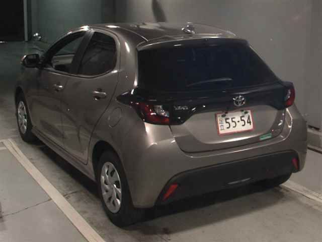 2024 Toyota Yaris Hybrid G auction photo 2