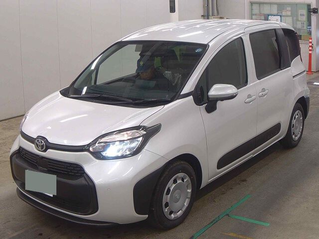 2026 Toyota Sienta Hybrid G auction photo 4