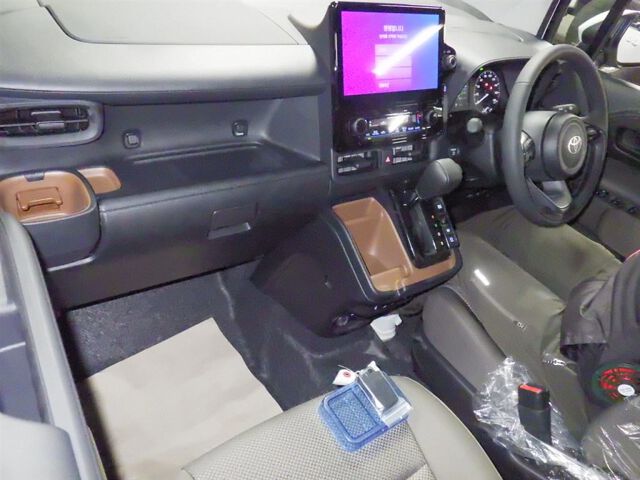 2026 Toyota Sienta Hybrid G auction photo 3