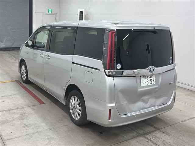 2019 Toyota Noah ハイブリッドG auction photo 2
