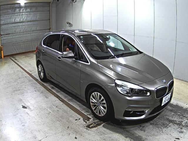 2018 BMW 2 Series 218d xDrive Japan auction vehicle