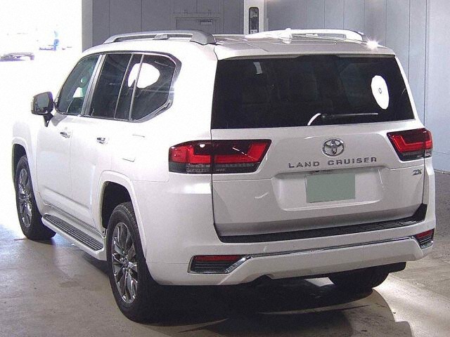 2023 Toyota Land Cruiser ZX 4WD auction photo 2
